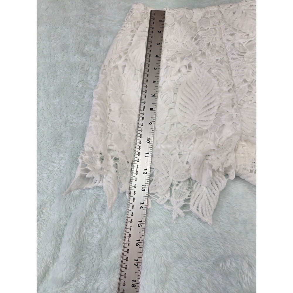 White Floral Leaf Guipure Lace High Waisted Shorts Scalloped Hem Small T1X5 - Picture 6 of 11